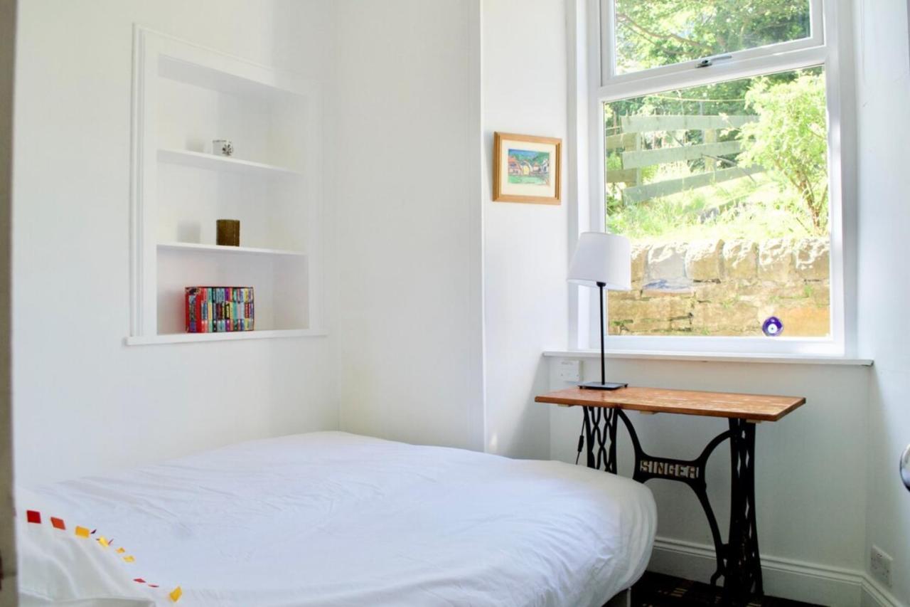 Apartment Charming Bright And Comfortable