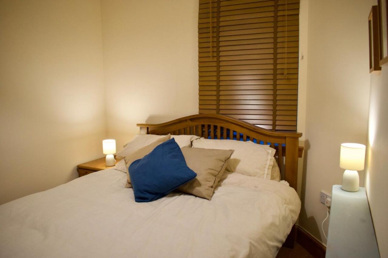 Apartment Newly Refurbed With Free Parking *