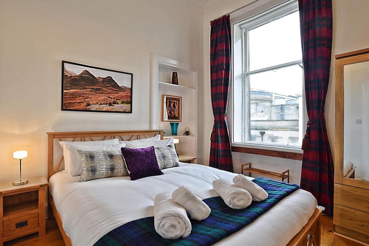 Cozy 2 Bedroom At Heart Of The *