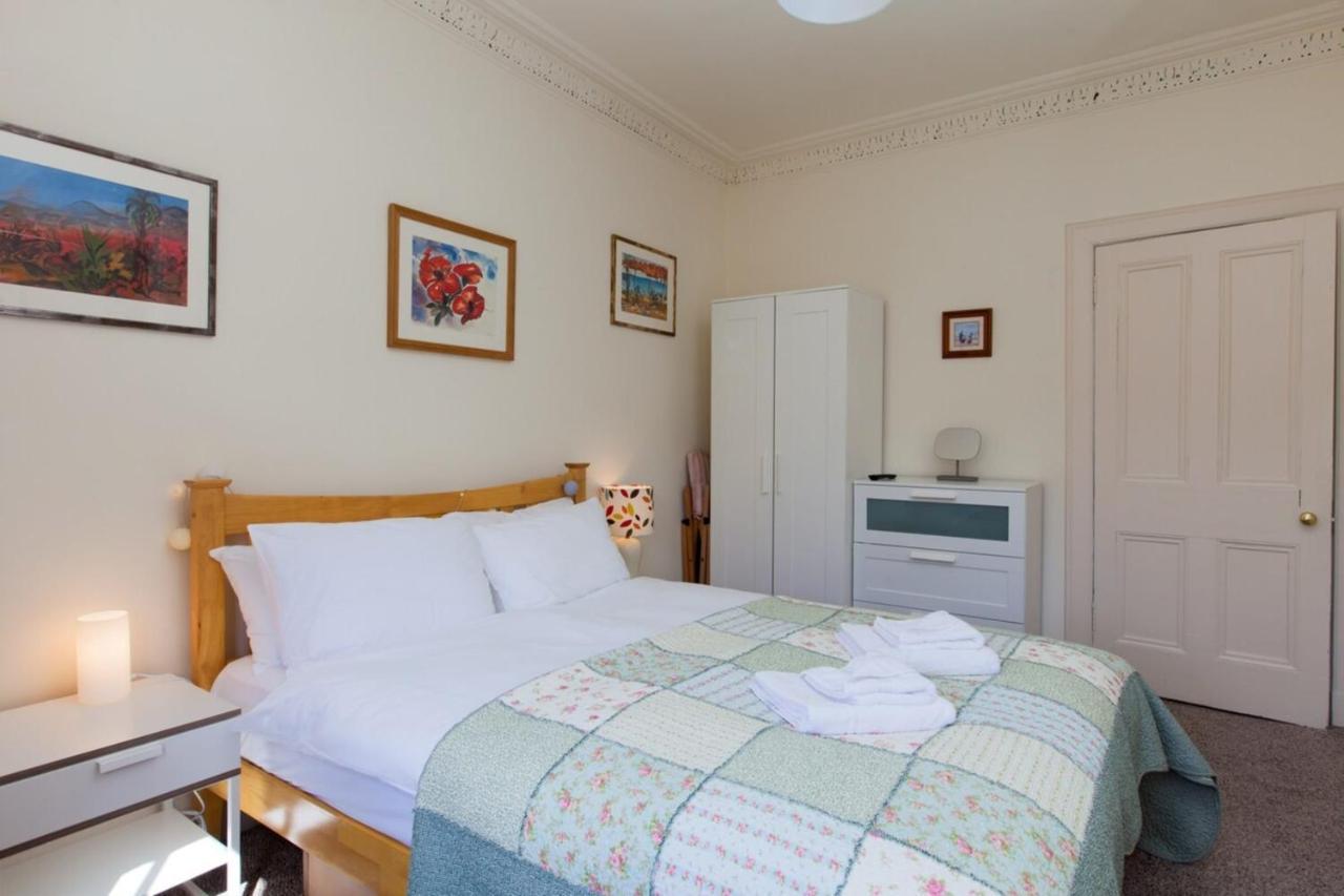 Charming City Centre Flat In EDI