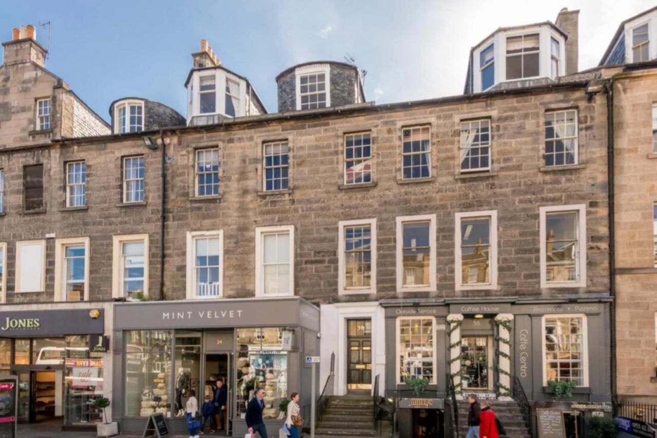 Spacious 3 Bedroom Flat In The Centre Apartment *
