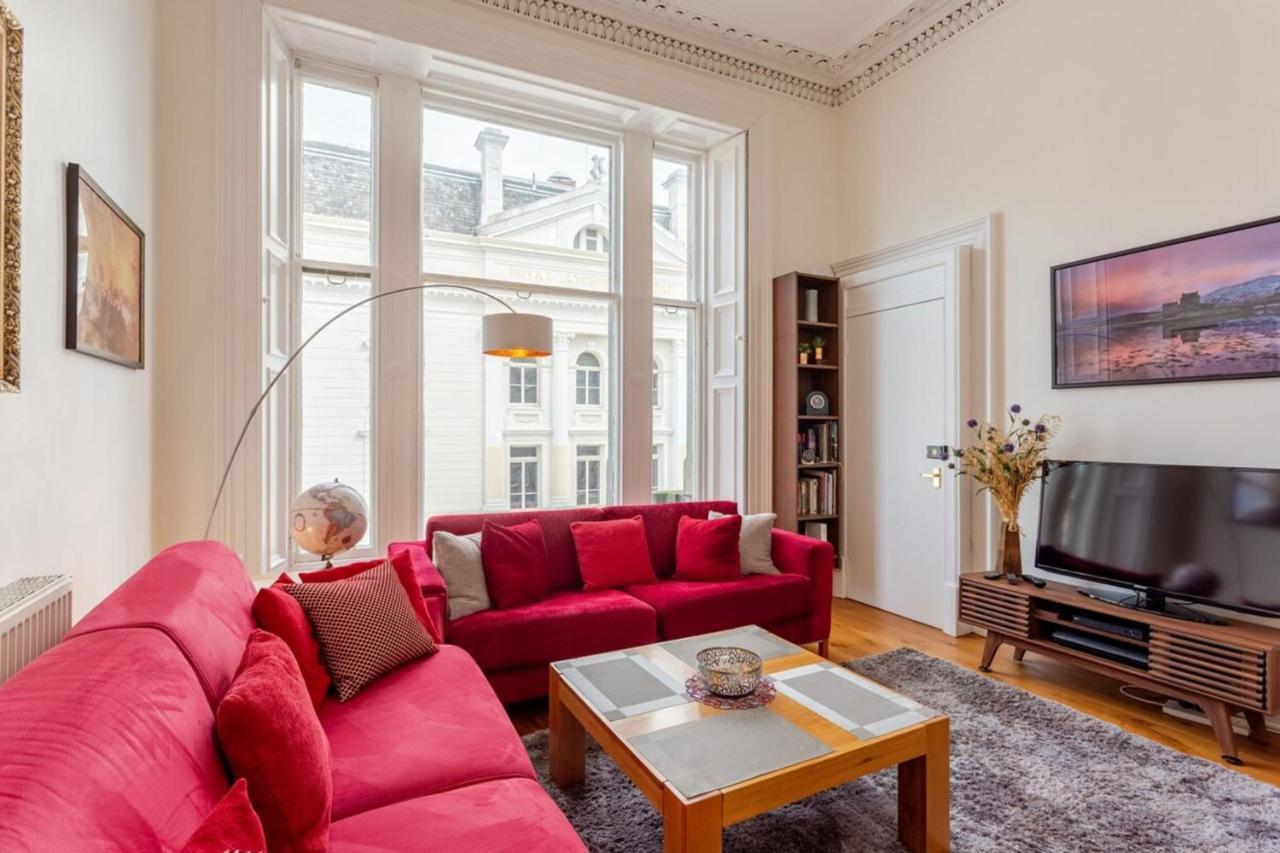 Cozy 2 Bedroom At Heart Of The