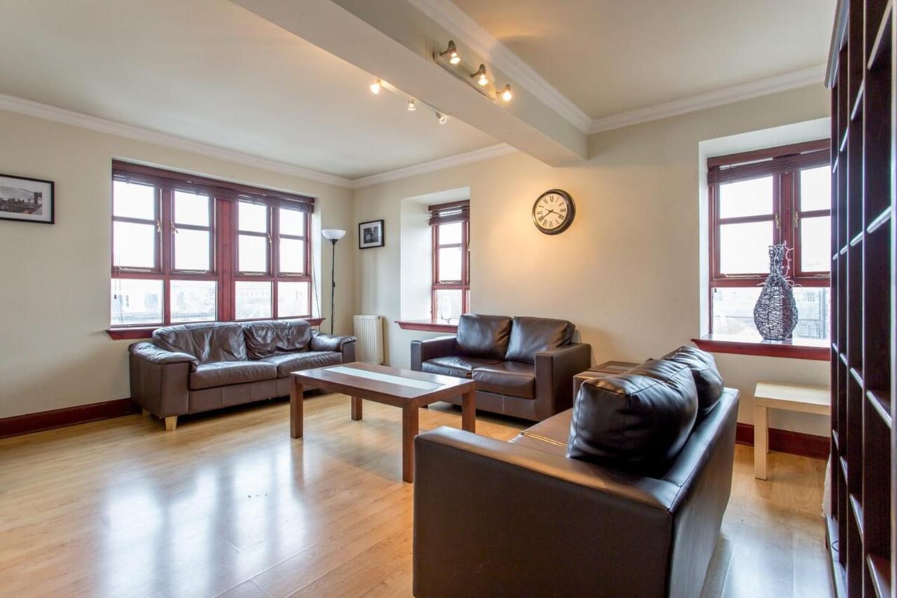 2 Bedroom By Leith's Shore
