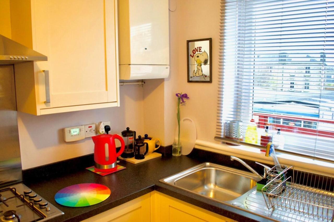Welcoming And Homely 2 Bed In Location Edinburgh