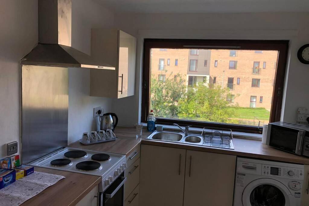 Beautiful Self-catering 2 Bed With Free Parking 10 Minutes To Centre * Edinburgh