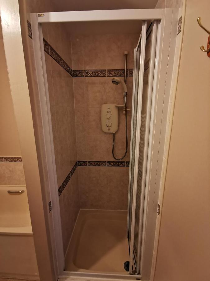 4-bedroom Perfect For Families! Edinburgh