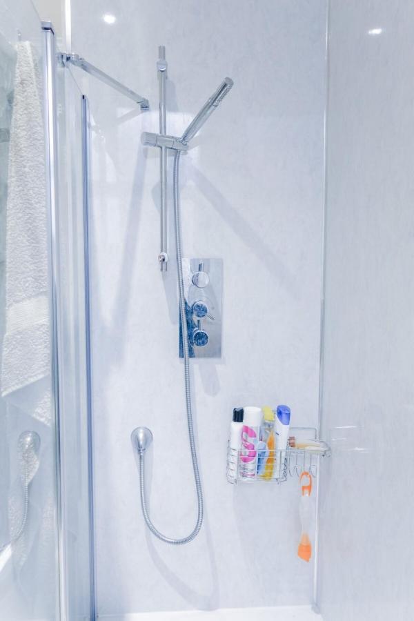 Appartement Newly Furnished 2 Bedroom On Leith Walk