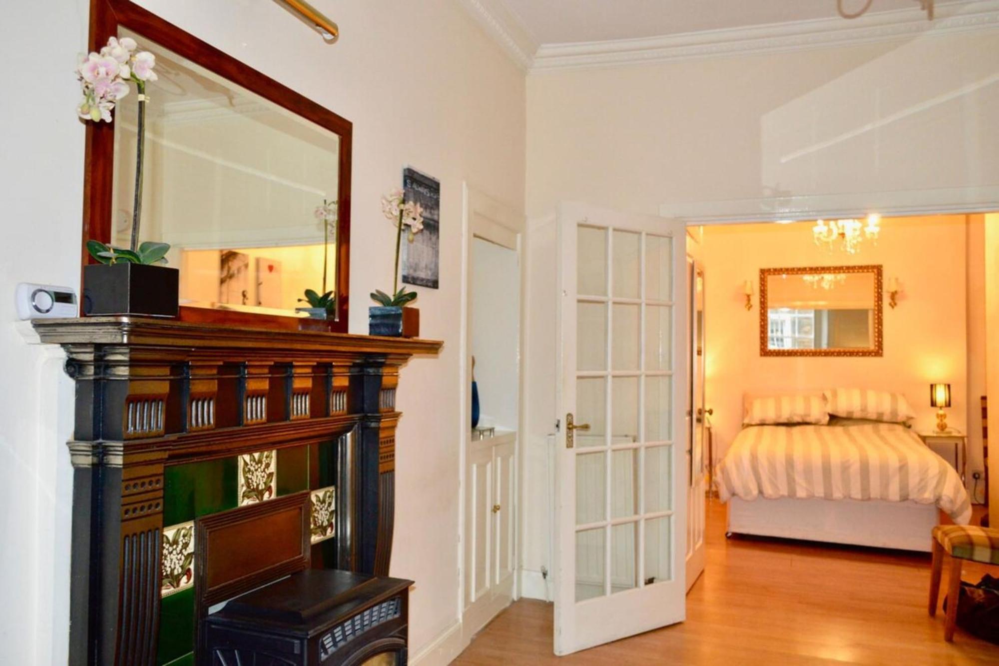Homely Comfortable 2 Bed In Historic Rose Street *