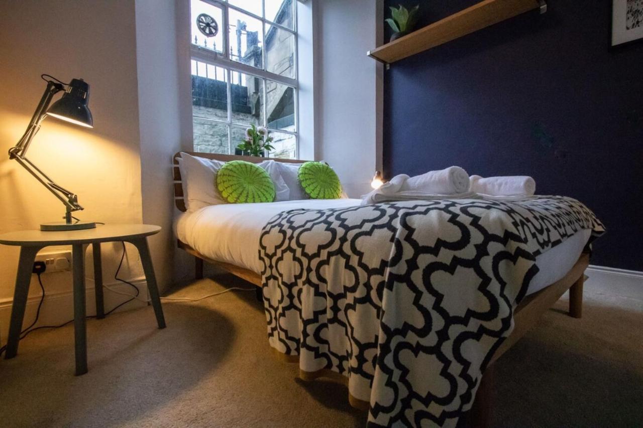 Apartment Beautifully Modernised New Town Edinburgh