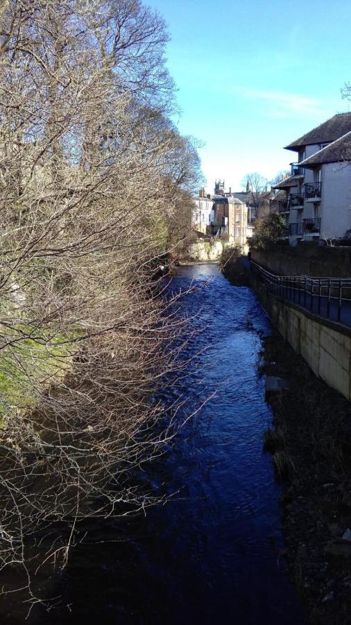 Apartment 1 Bedroom On Charming St Stephen Street EDI