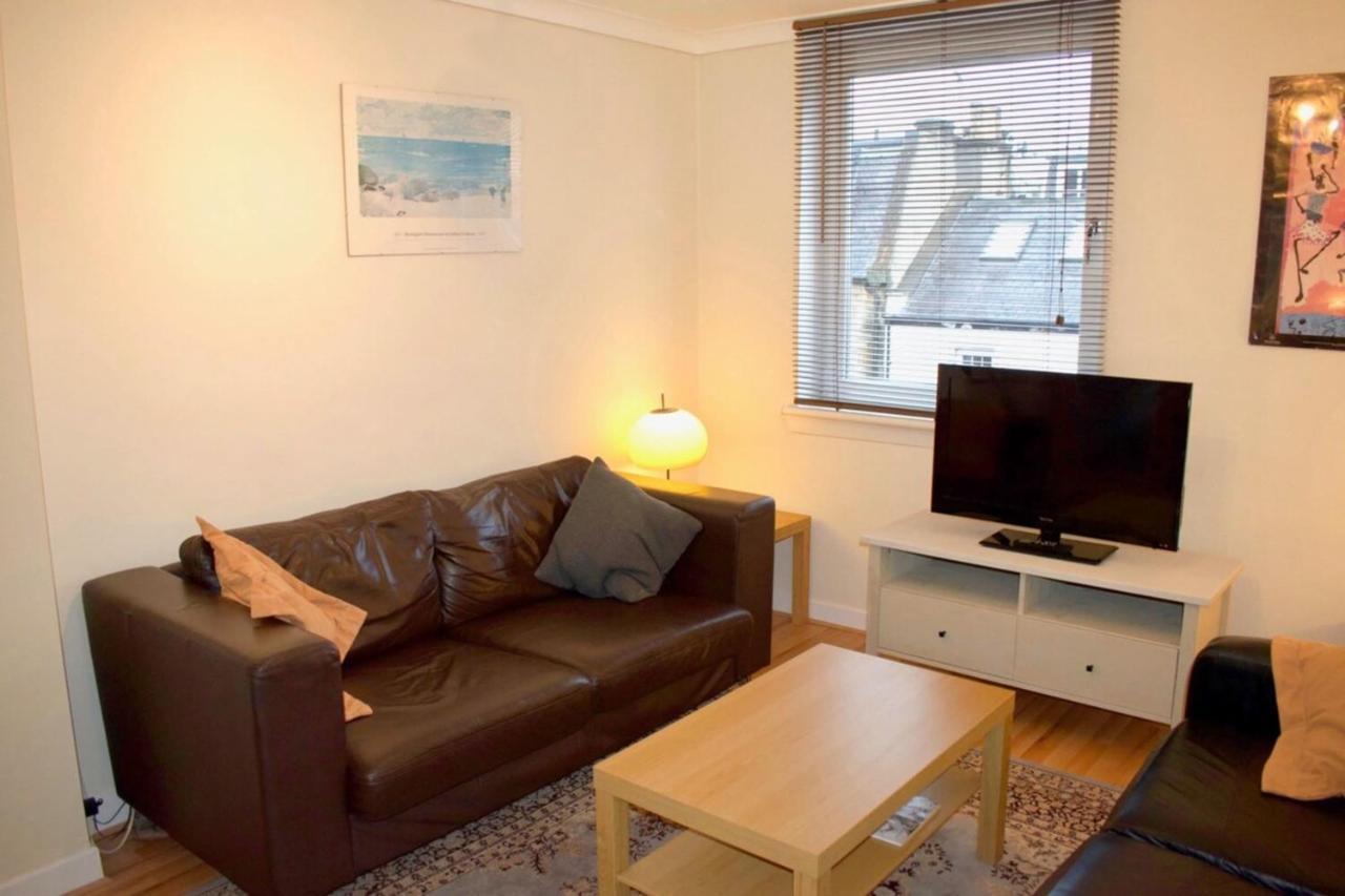 Welcoming And Homely 2 Bed In Location Apartment Edinburgh