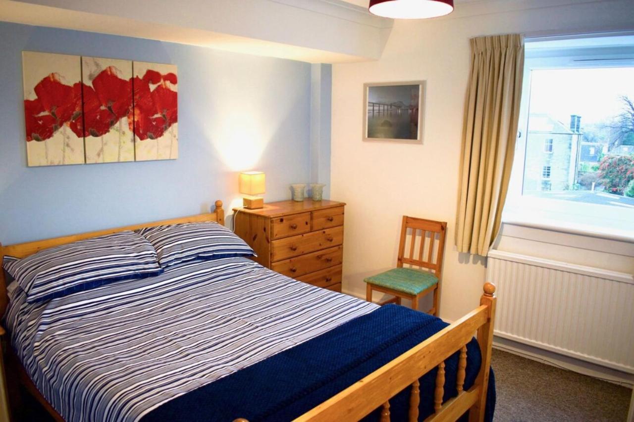 Apartment Welcoming And Homely 2 Bed In Location Edinburgh