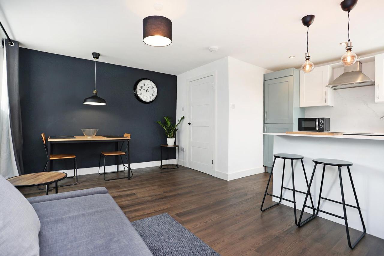 Apartment Joivy Contemporary Royal Mile With Balcony Edinburgh