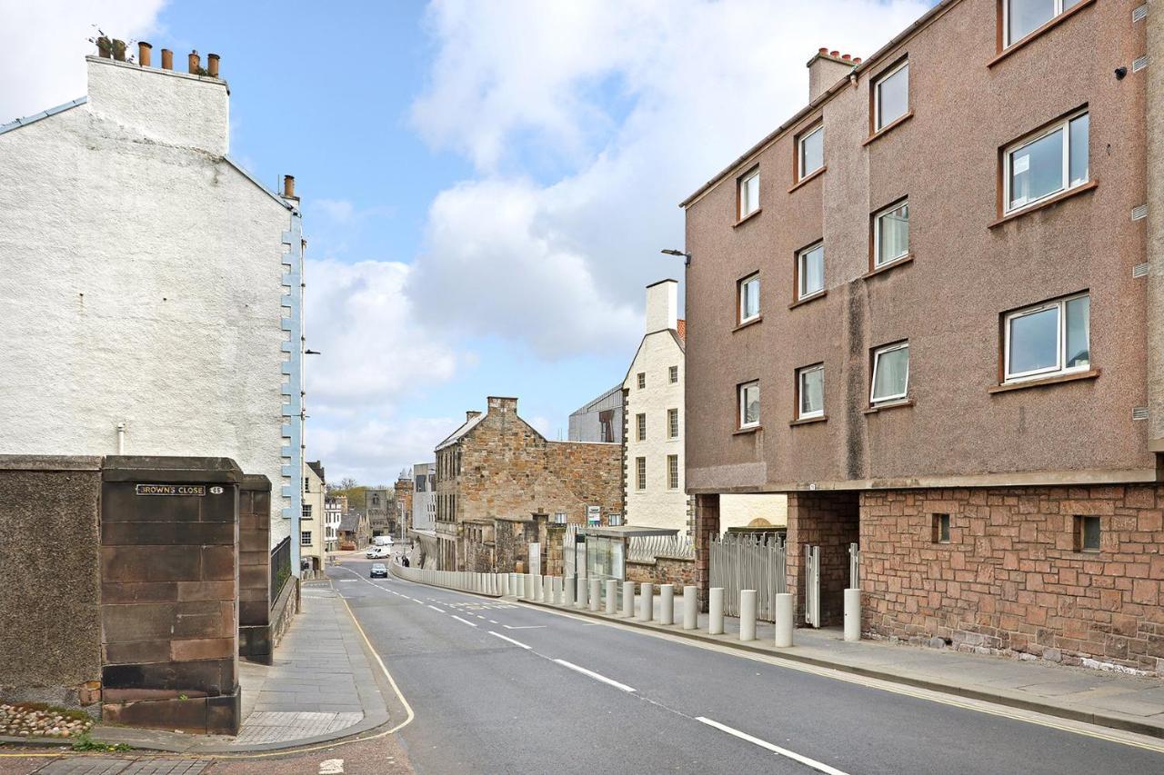 Joivy Contemporary Royal Mile With Balcony *