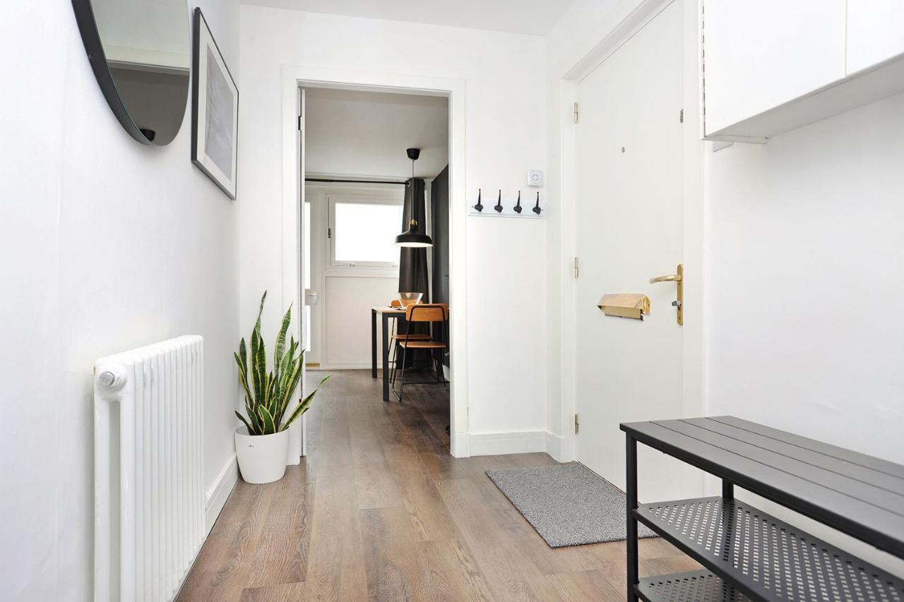 Joivy Contemporary Royal Mile With Balcony Apartment Edinburgh