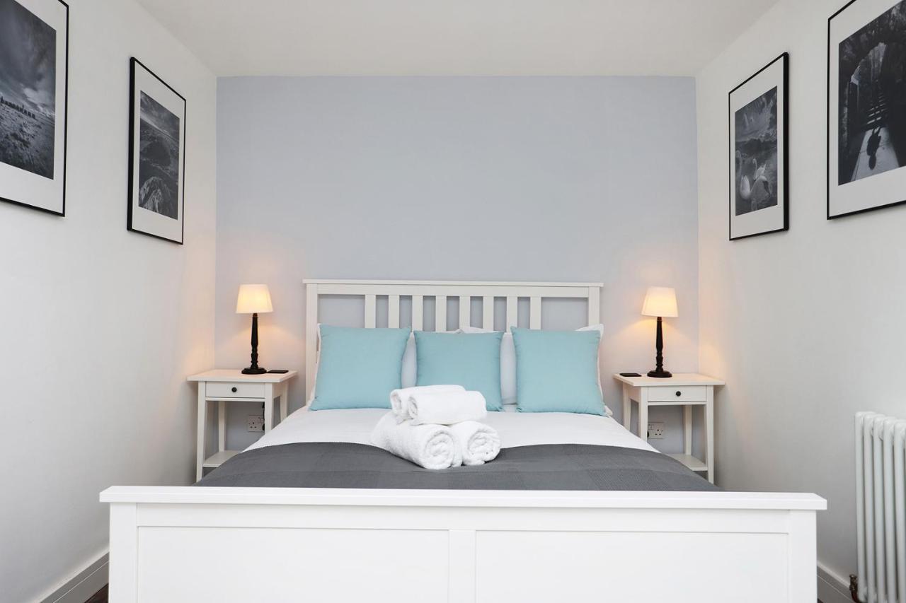 Joivy Contemporary Royal Mile With Balcony Apartment *