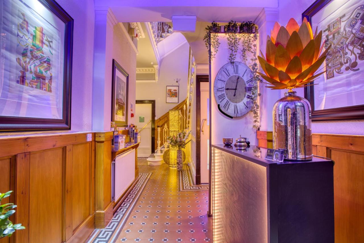 No32 Hotel 3*