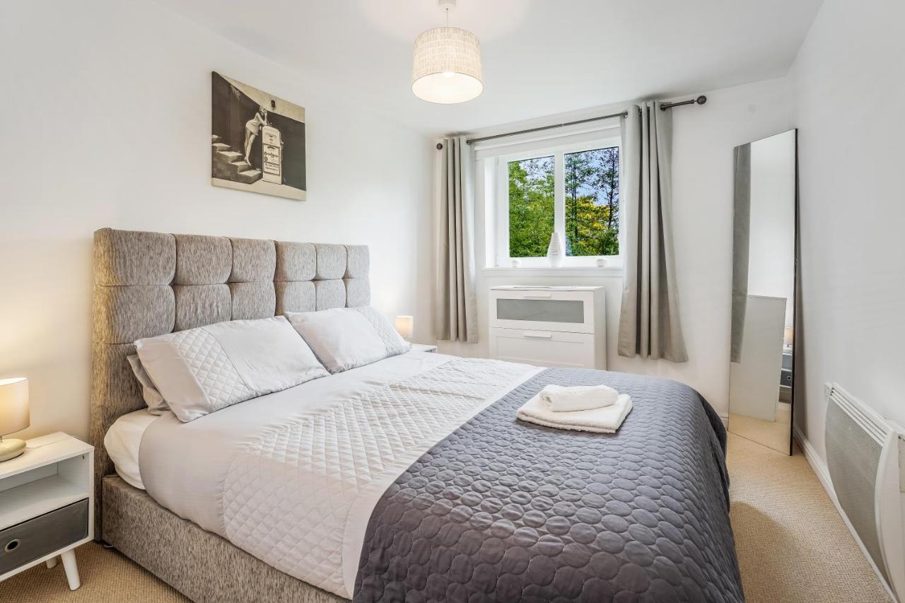 Saughton With Views Of Water Of Leith Holiday home *