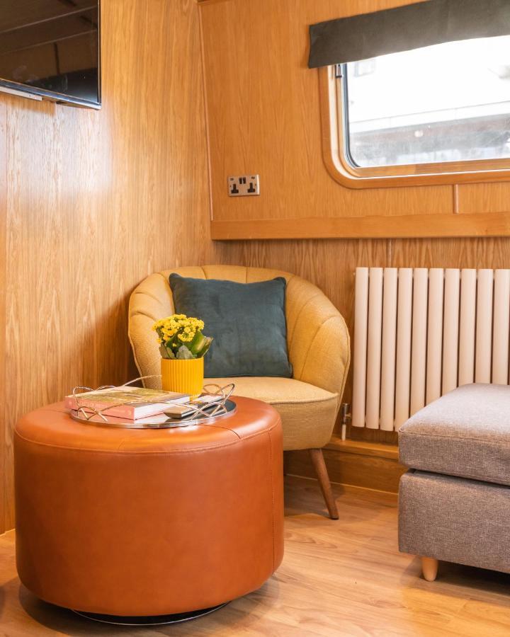 Edinburgh - Houseboats Botel