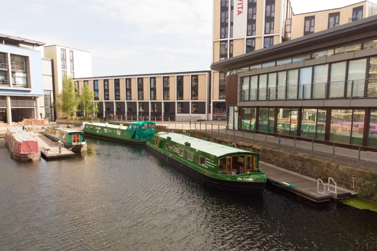 Edinburgh - Houseboats