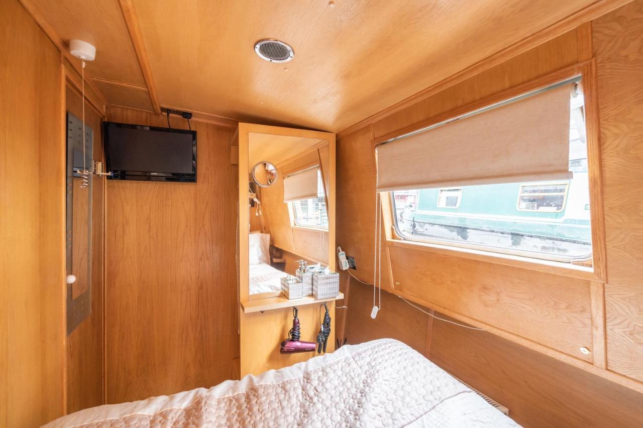 Botel Edinburgh - Houseboats Edinburgh