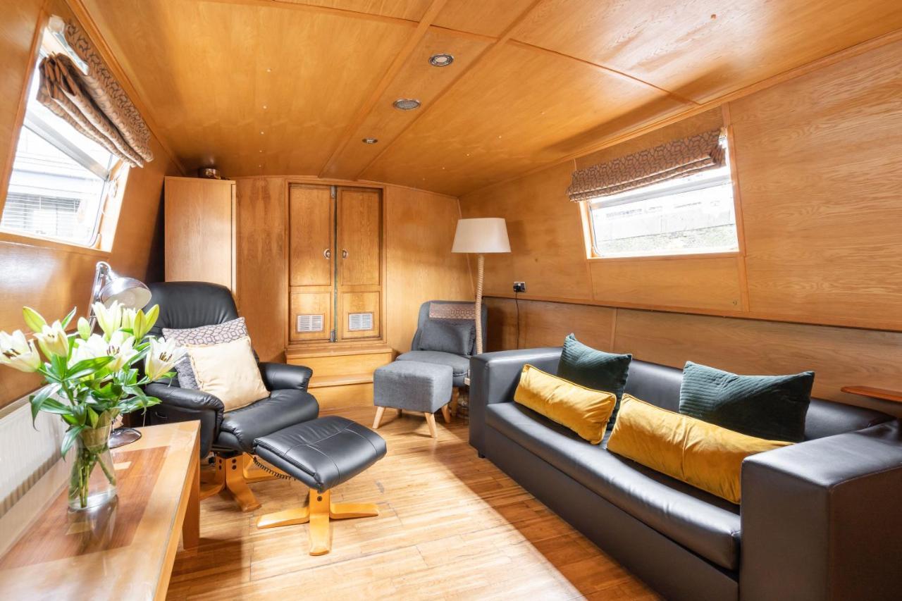 Edinburgh - Houseboats Botel