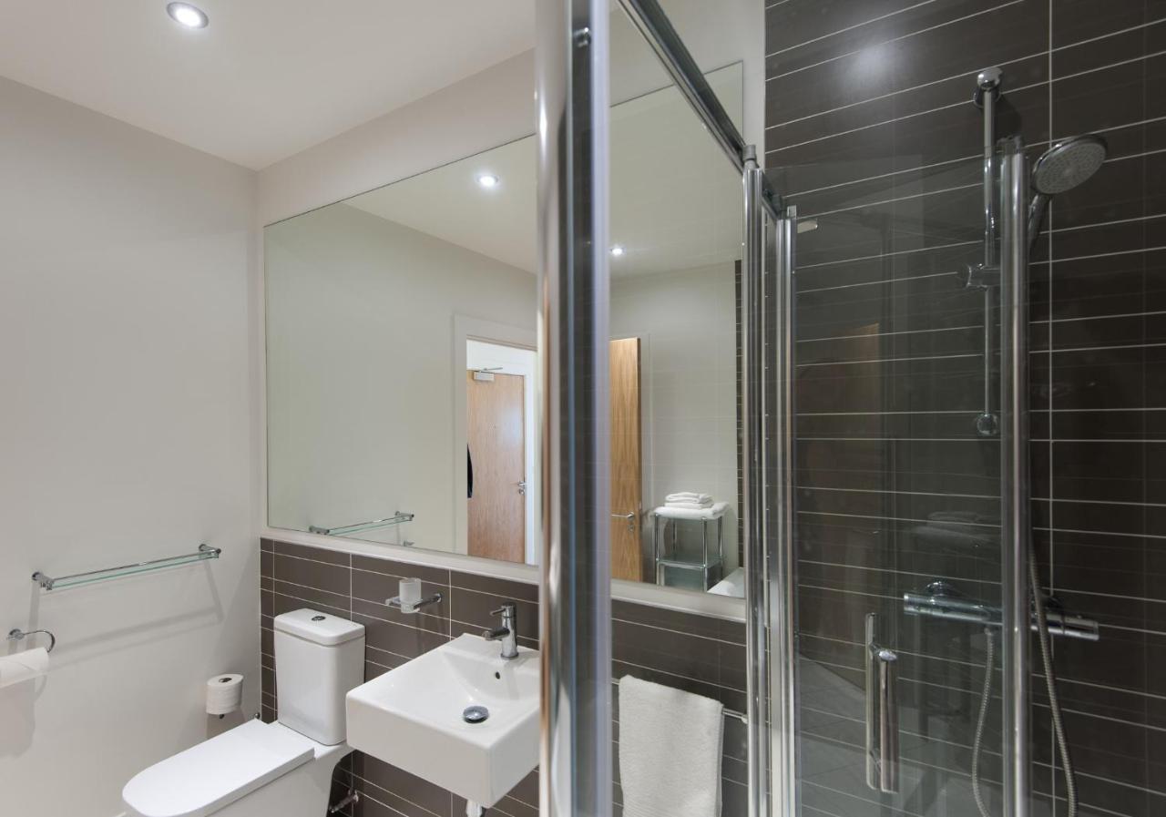 Shandwick - Centre - Sleeps 2 Apartment