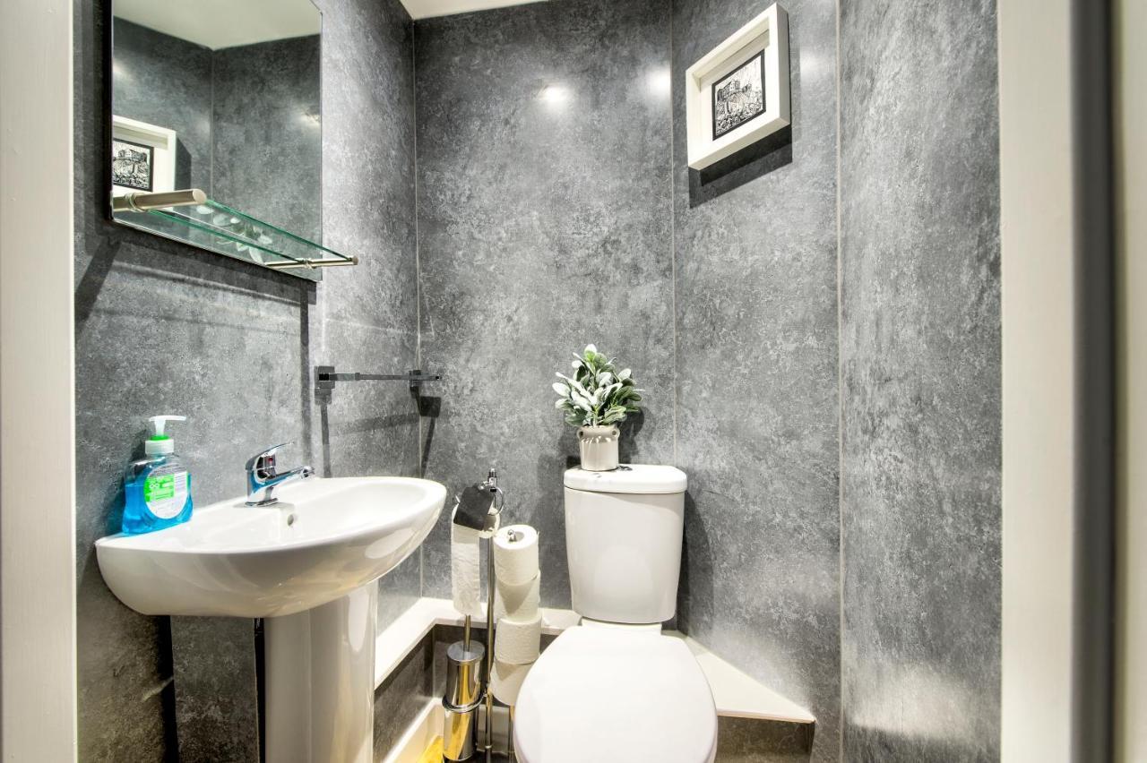 Lothian Road - Perfect Centre Location. Appartement *