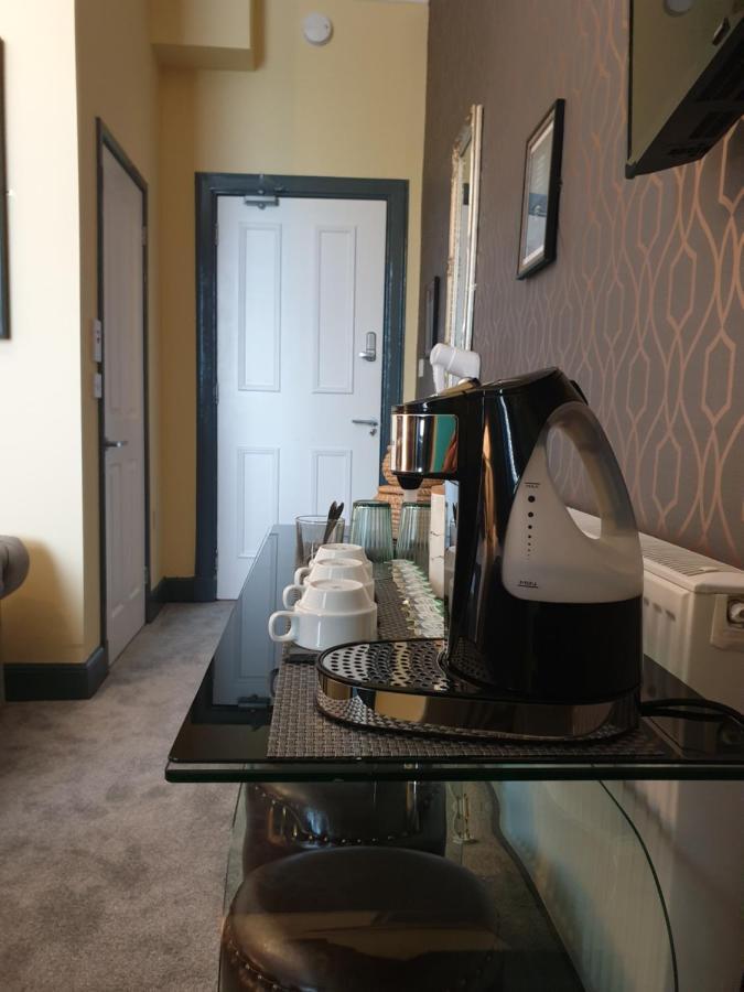 Dundee Terrace - Rooms In The City *