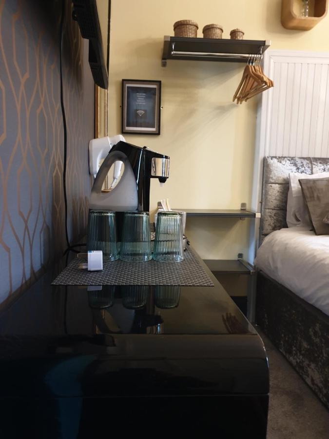 Dundee Terrace - Rooms In The City