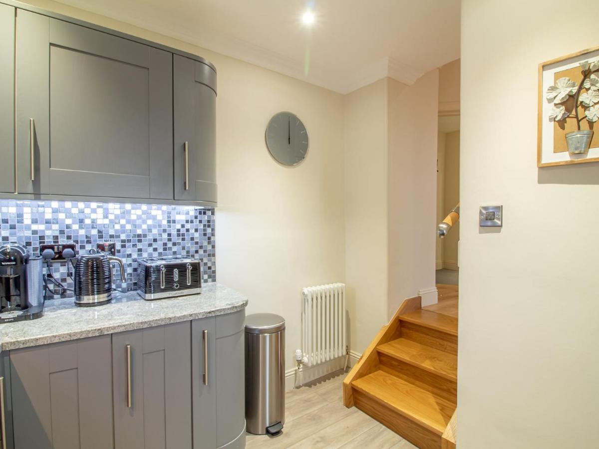 Apartment Luxury Royal Mile By The Castle - Sleeps 4 EDI