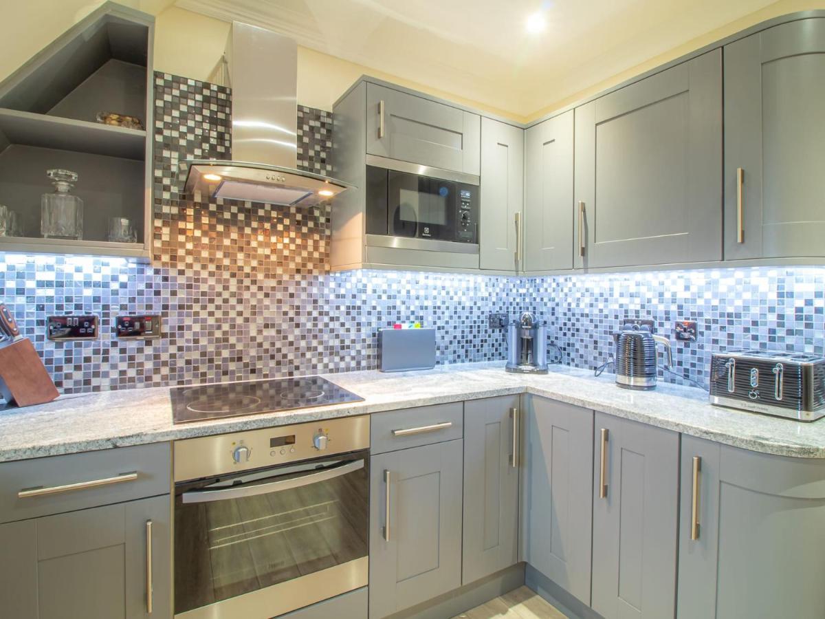 Luxury Royal Mile By The Castle - Sleeps 4 Apartment