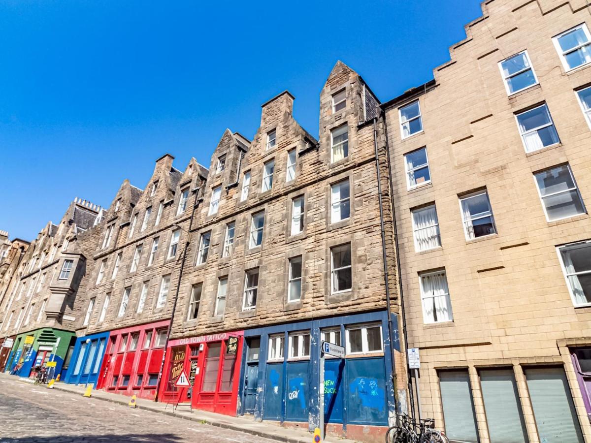 Apartment Pass The Keys Spacious And Homely Flat On The Royal Mile Edinburgh