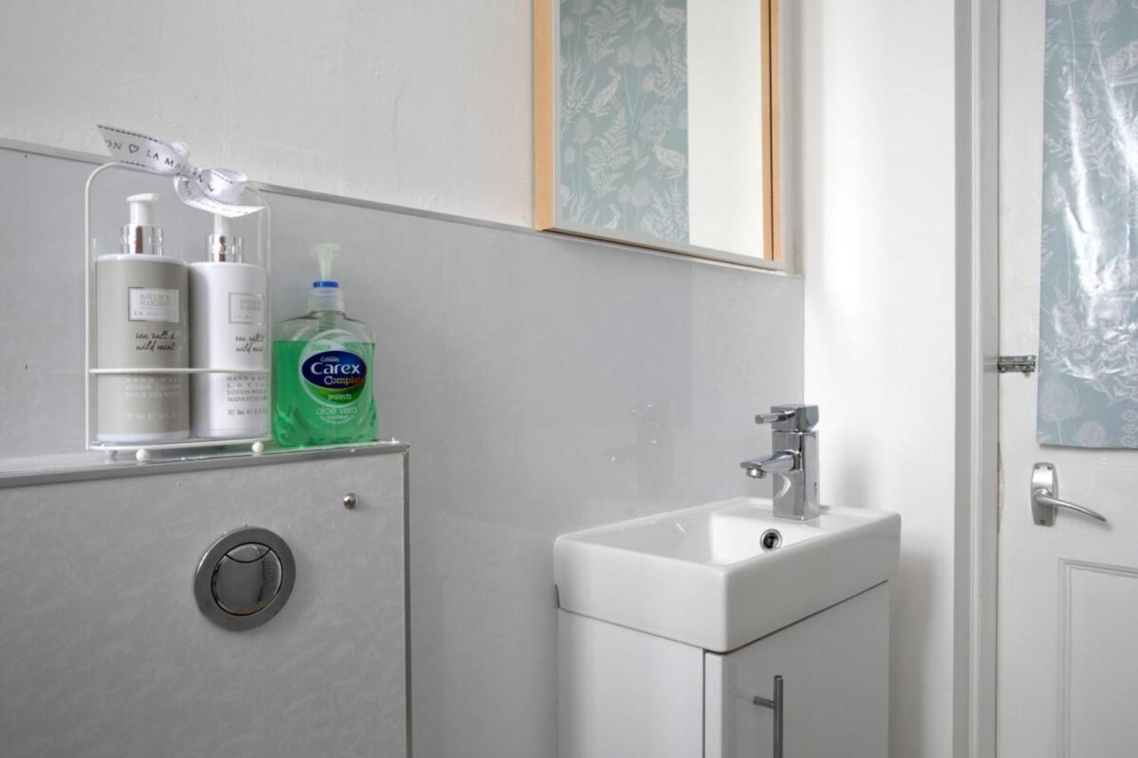 Apartment Two Bedroom Flat By Royal Mile!