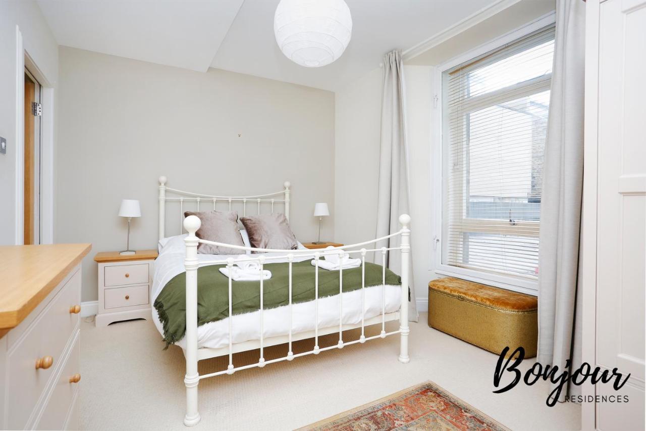 Spacious 2br-2ba, Charlotte Square - Free Parking By Bonjour Residences Apartment Edinburgh
