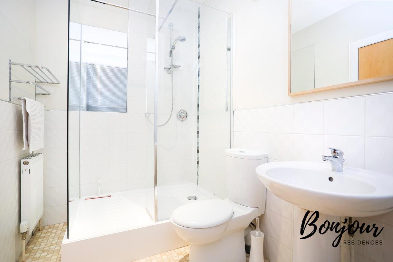 Apartment Spacious 2br-2ba, Charlotte Square - Free Parking By Bonjour Residences *