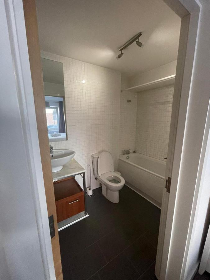 Pass The Keys Lovely 2bedroom Flat With Balcony