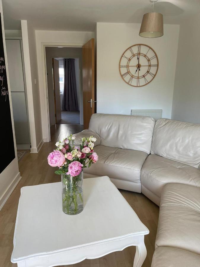 Apartment Pass The Keys Lovely 2bedroom Flat With Balcony Edinburgh