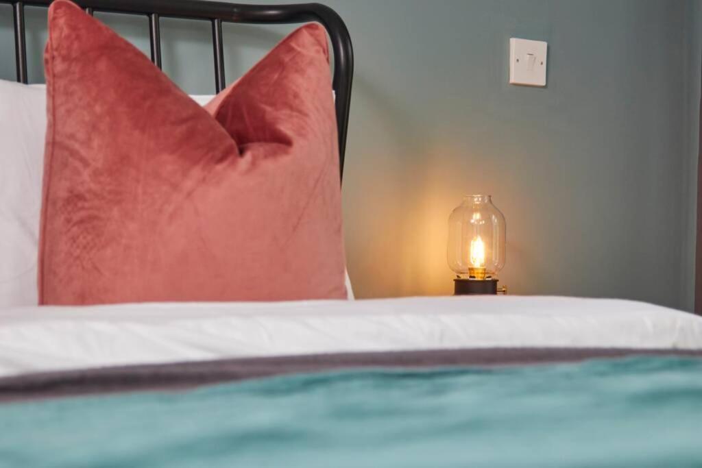 Stunning Townhouse // Sleeps 8 Edinburgh