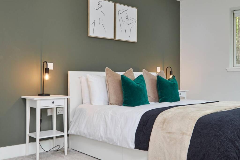 Stunning Townhouse // Sleeps 8 Holiday home *