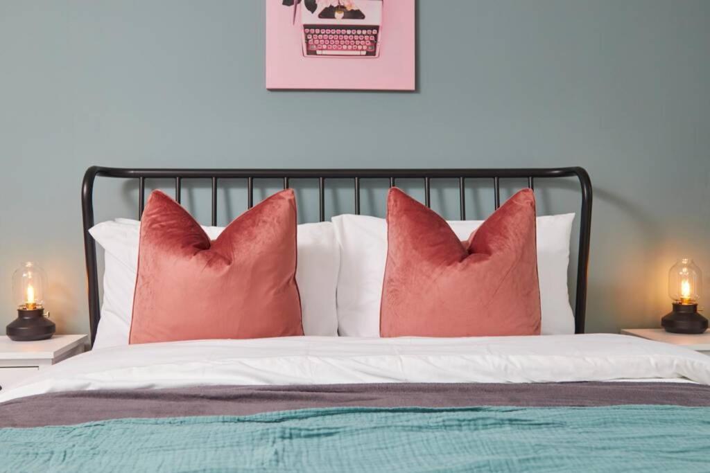 Stunning Townhouse // Sleeps 8 Edinburgh