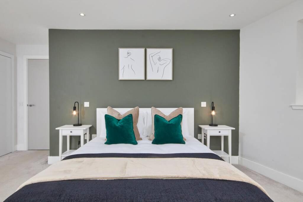 Stunning Townhouse // Sleeps 8 Holiday home Edinburgh