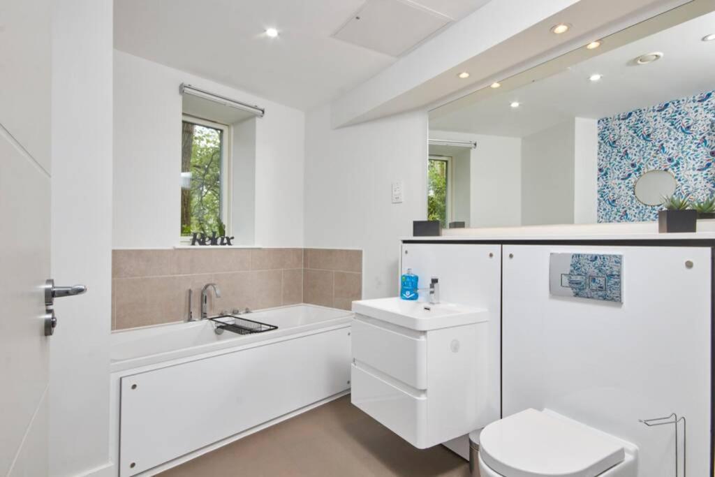 Stunning Townhouse // Sleeps 8 Holiday home *