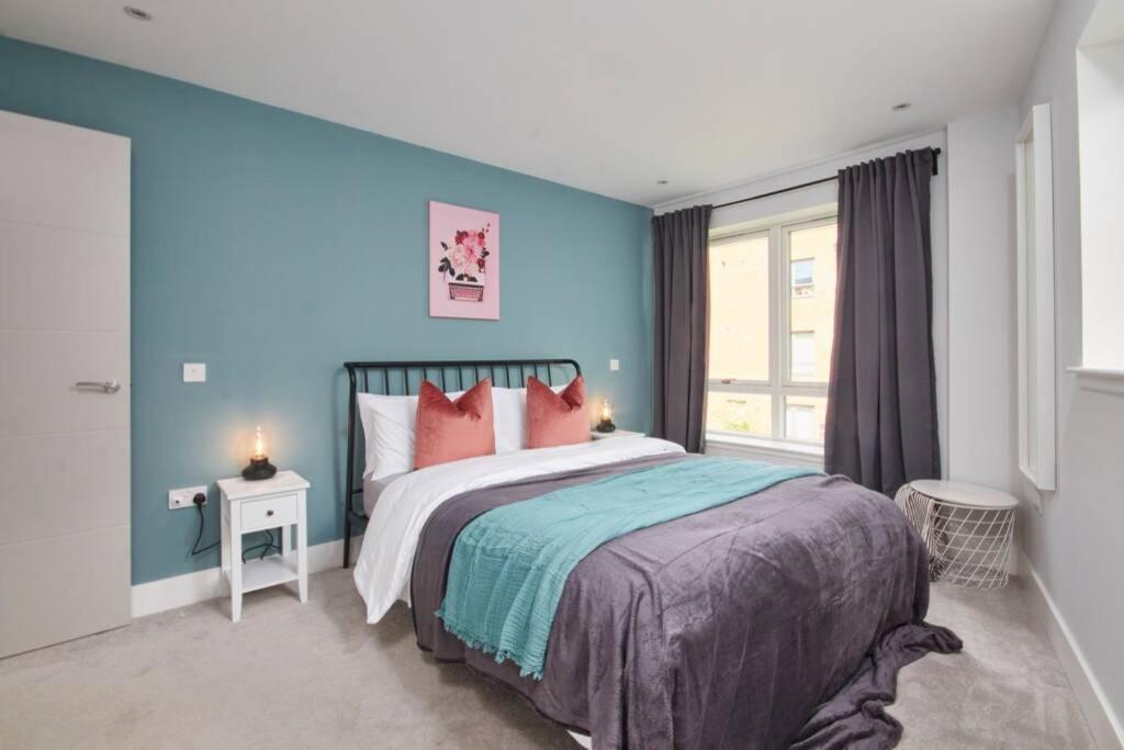Stunning Townhouse // Sleeps 8 Holiday home