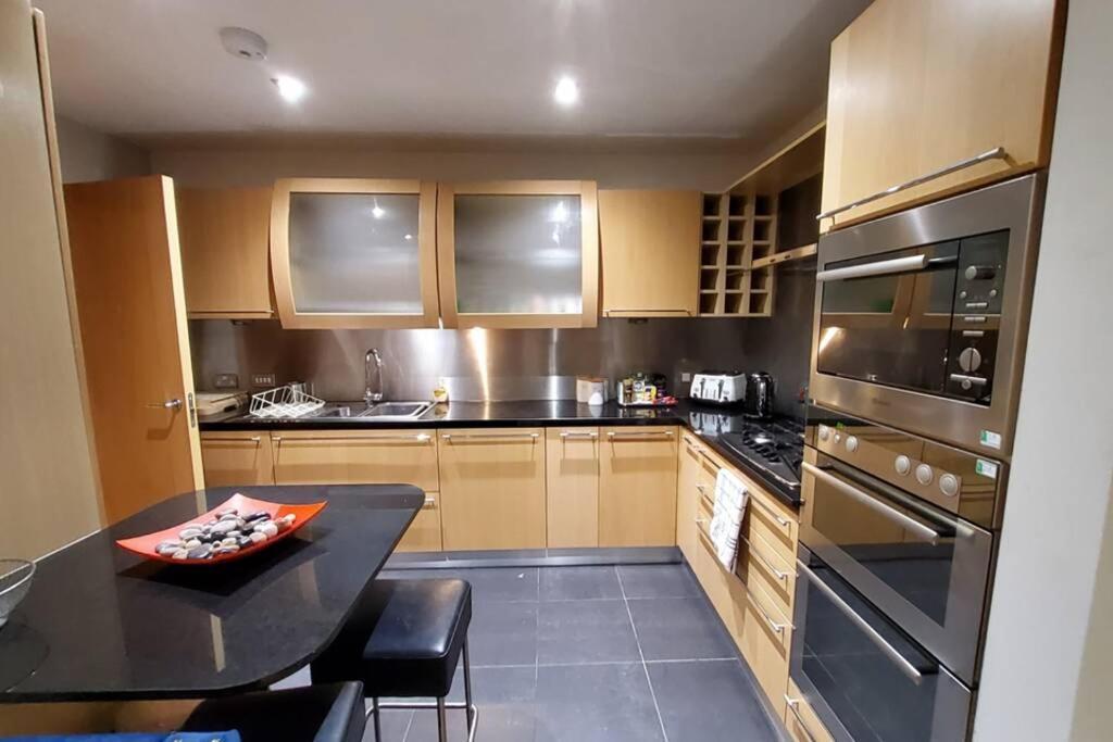 Western Harbour-luxury Seaside By Sensational Short Lets & Serviced * Edinburgh