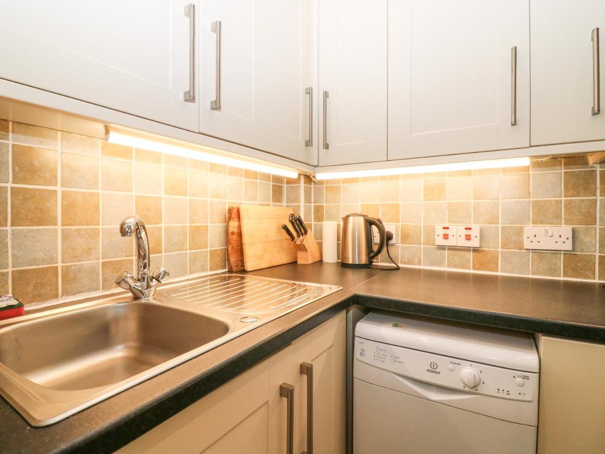 35 Barony Street Apartment