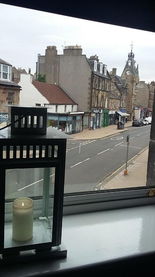 Two Bedroom With Free Side Street Parking 24