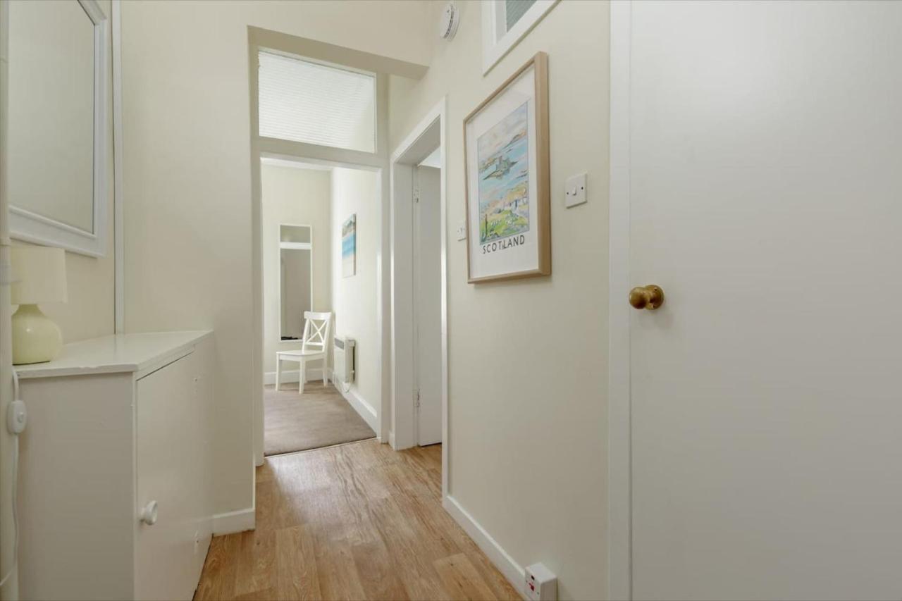 Apartment Spacious And Homely One Bedroom Flat In Edinburgh