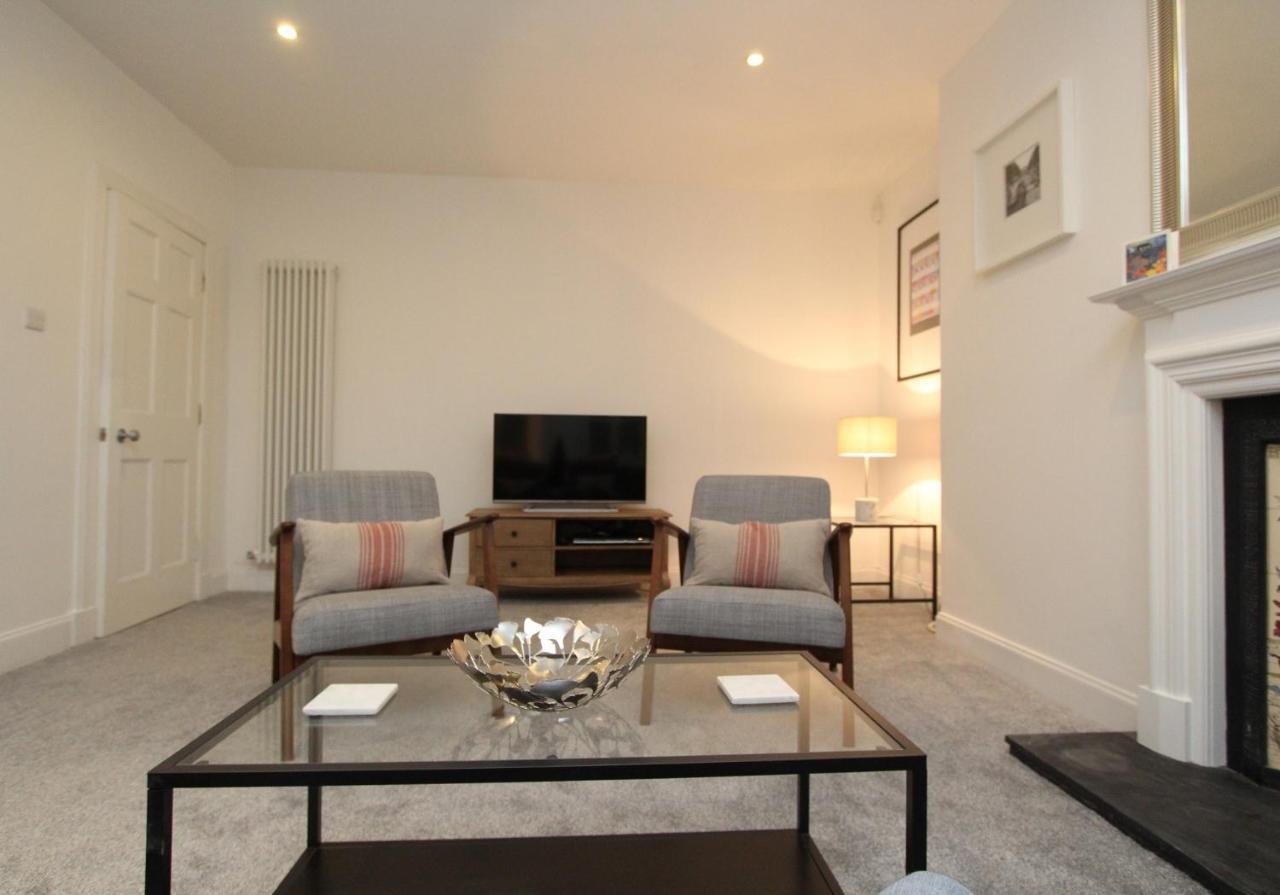 Apartment Centre New Town 2 Bedroom Flat