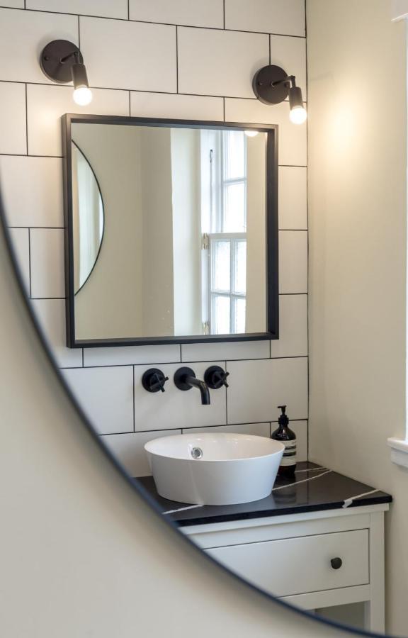 Guestready - Elegant 2br Period Flat In Oldtown